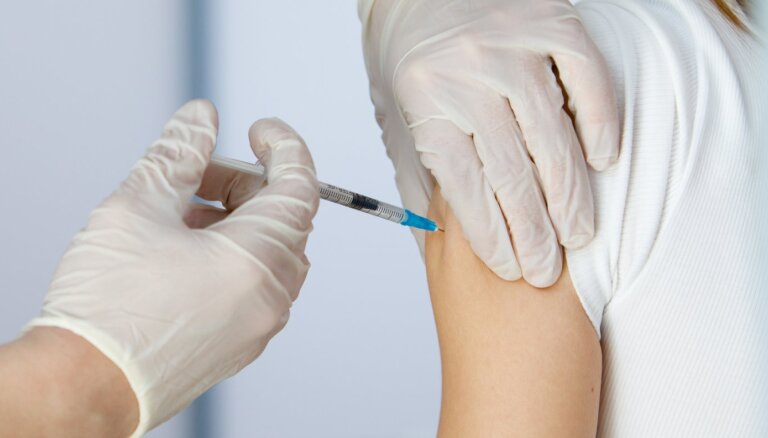Госсовет по иммунизации призывает заменить нынешнюю пневмококковую вакцину на новую