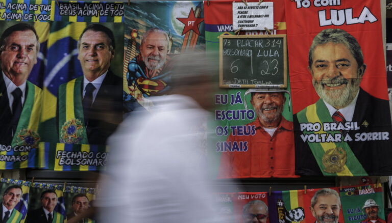 Slepkavības priekšvēlēšanu laikā Brazīlijā. Prezidenta kandidāti - ložu necauršaujamās vestēs