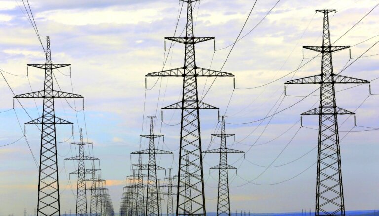 Высоковольтные сети просят повысить тарифы на электроэнергию
