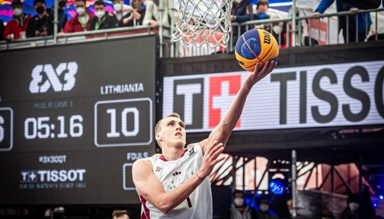 Latvijas 3x3 basketbola izlase Pasaules kausā iekļūst ceturtdaļfinālā