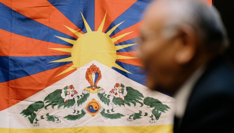 Ķīnas Tibeta vai Tibeta? Dalailamas vēstnieks par 'māju' izzušanu