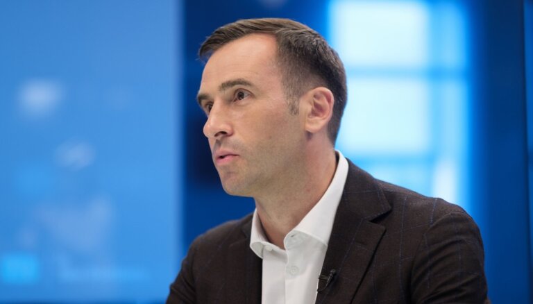 Мэр Риги Стакис ответил на каком языке будут учиться в Латвии дети украинских беженцев