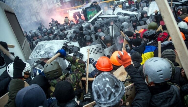 После жестоких столкновений в Киеве госпитализированы более 70 человек