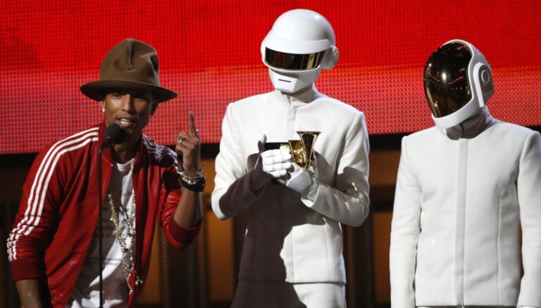 Объявлены победители премии Grammy