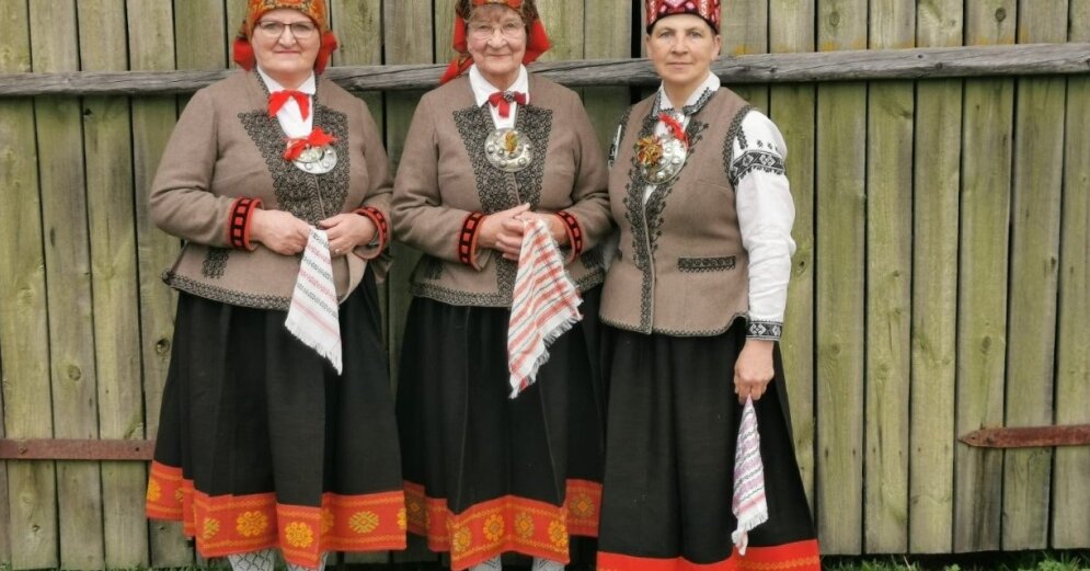 Brunches and villains flourish on social networks – again this year the procession of folk costumes took place virtually