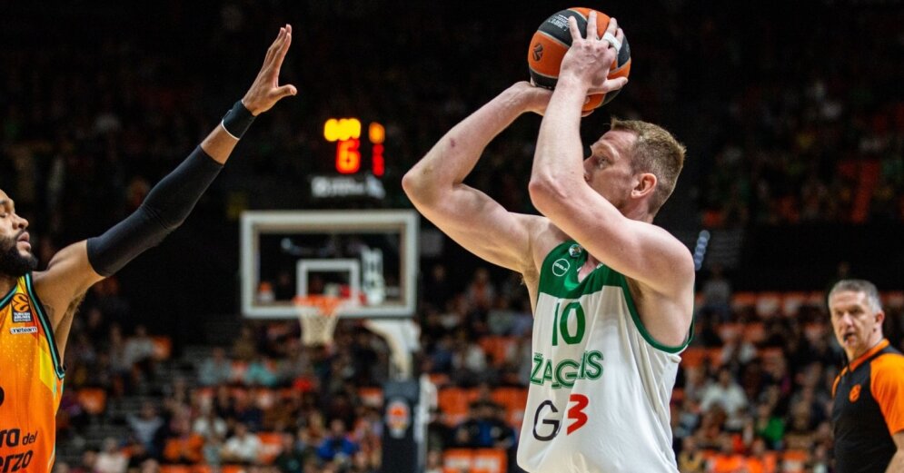 Šmit has eight points in defeat of “Žalgiris” against Euroleague champion “Anadolu Efes”