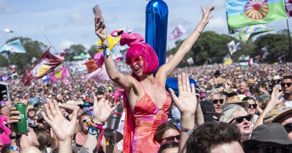 Photo: Stars, protests and support for Ukraine – Glastonbury Festival in Great Britain