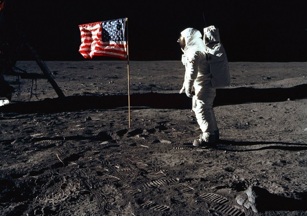 Aprit 50 gadi, kopš padomju kosmosa zonde ietriecās Mēnesī