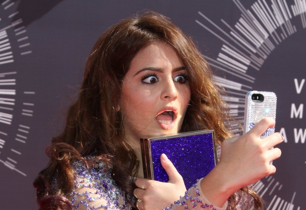 12 stāsti par 12 cilvēkiem, kas šogad gājuši bojā 'selfiju' dēļ